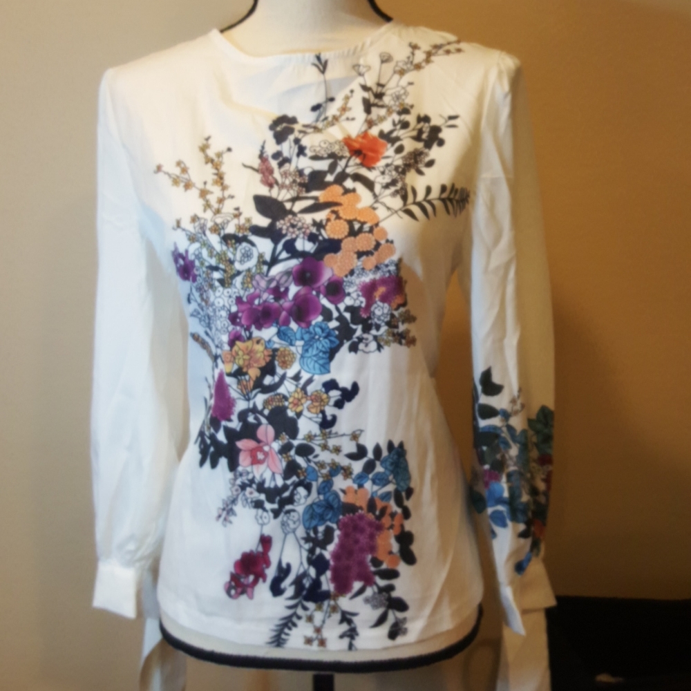 Bouquet w Top Tie Sleeves fb - Picture 2 of 7